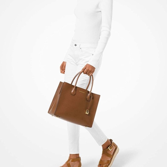 Michael Kors Women's  Medium Mercer Satchel Authentic - Picture 2 of 5